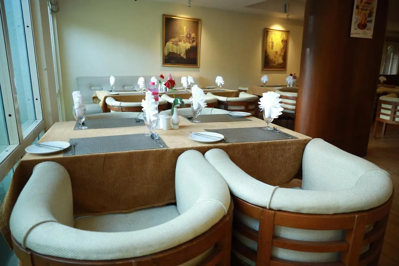 Hotel Abhirami Thiruvananthapuram 5*,  Indie